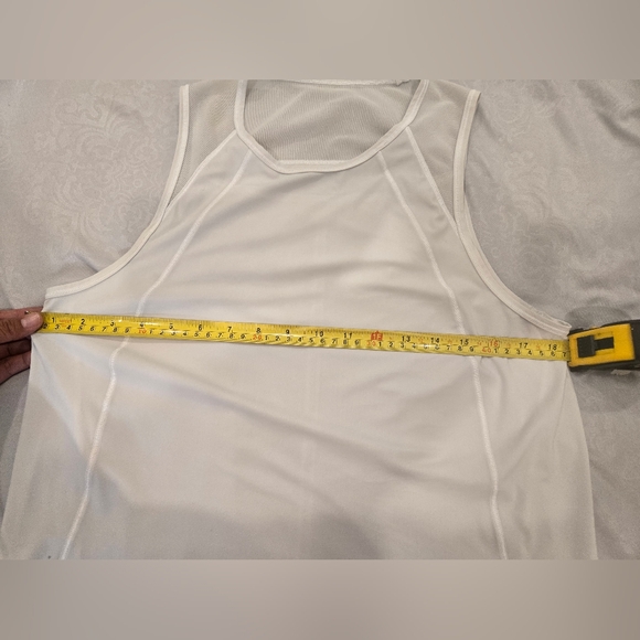 Lululemon‎ Athletica Silver Check Measurements There Is No Tag - Picture 4 of 4